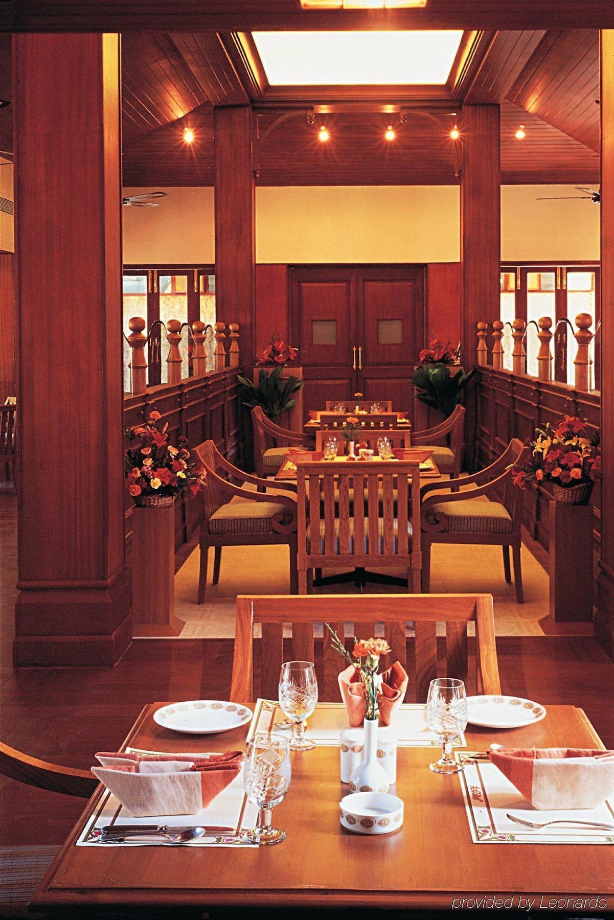 Club Mahindra Thekkady Hotel Exterior foto
