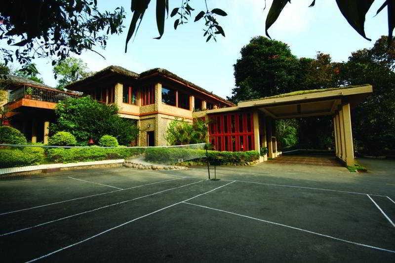 Club Mahindra Thekkady Hotel Exterior foto